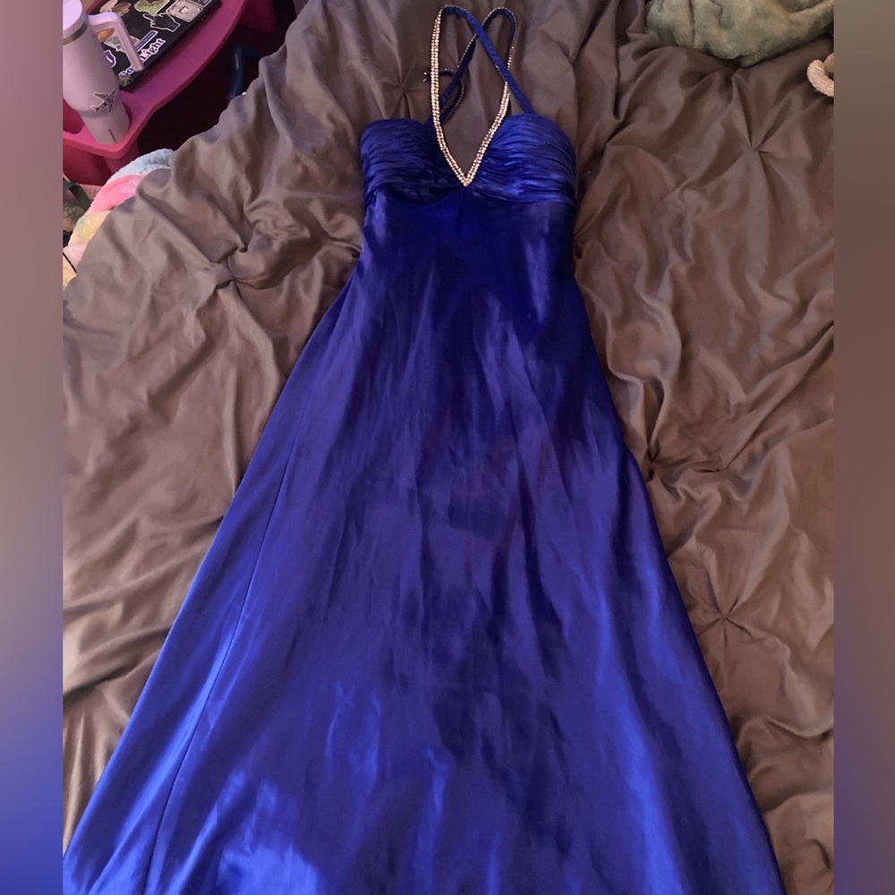 Beautiful royal blue dress, missing a couple gems